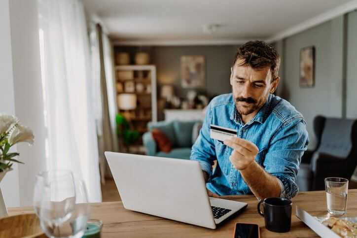 Does Closing a Credit Card Hurt Your Credit Score? 
